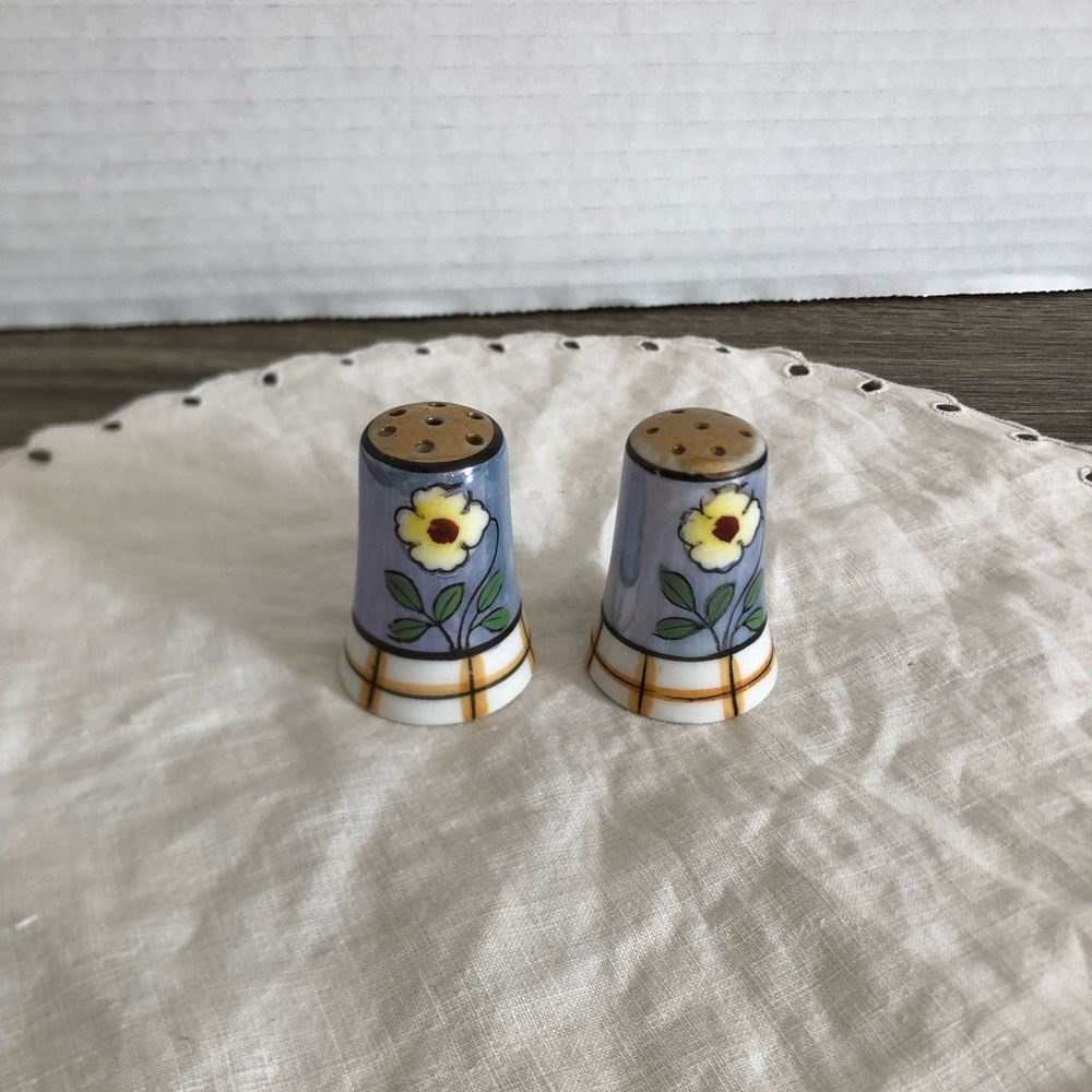 Vtg Japanese Lustreware Salt and Pepper Shakers